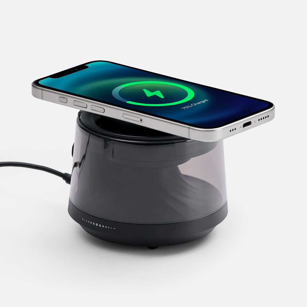 Bluetooth-колонка с подсветкой и беспроводной зарядкой Quantium, черная в Казани